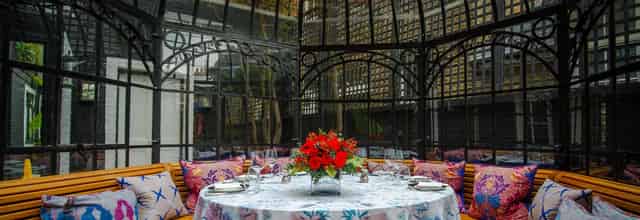 The Birdcage & Courtyard