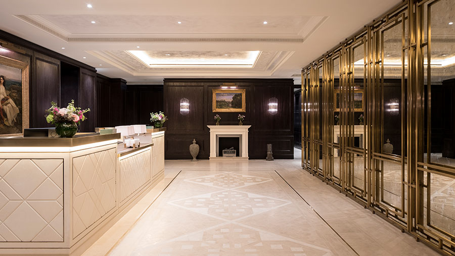Lanesborough Club & Spa Restaurant lobby, elegant design for high-end events and meetings.