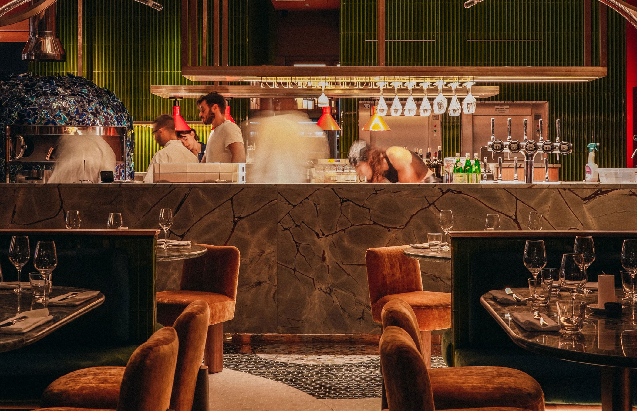 Elegant dining room in Daroco Soho, ideal for upscale events and intimate gatherings.