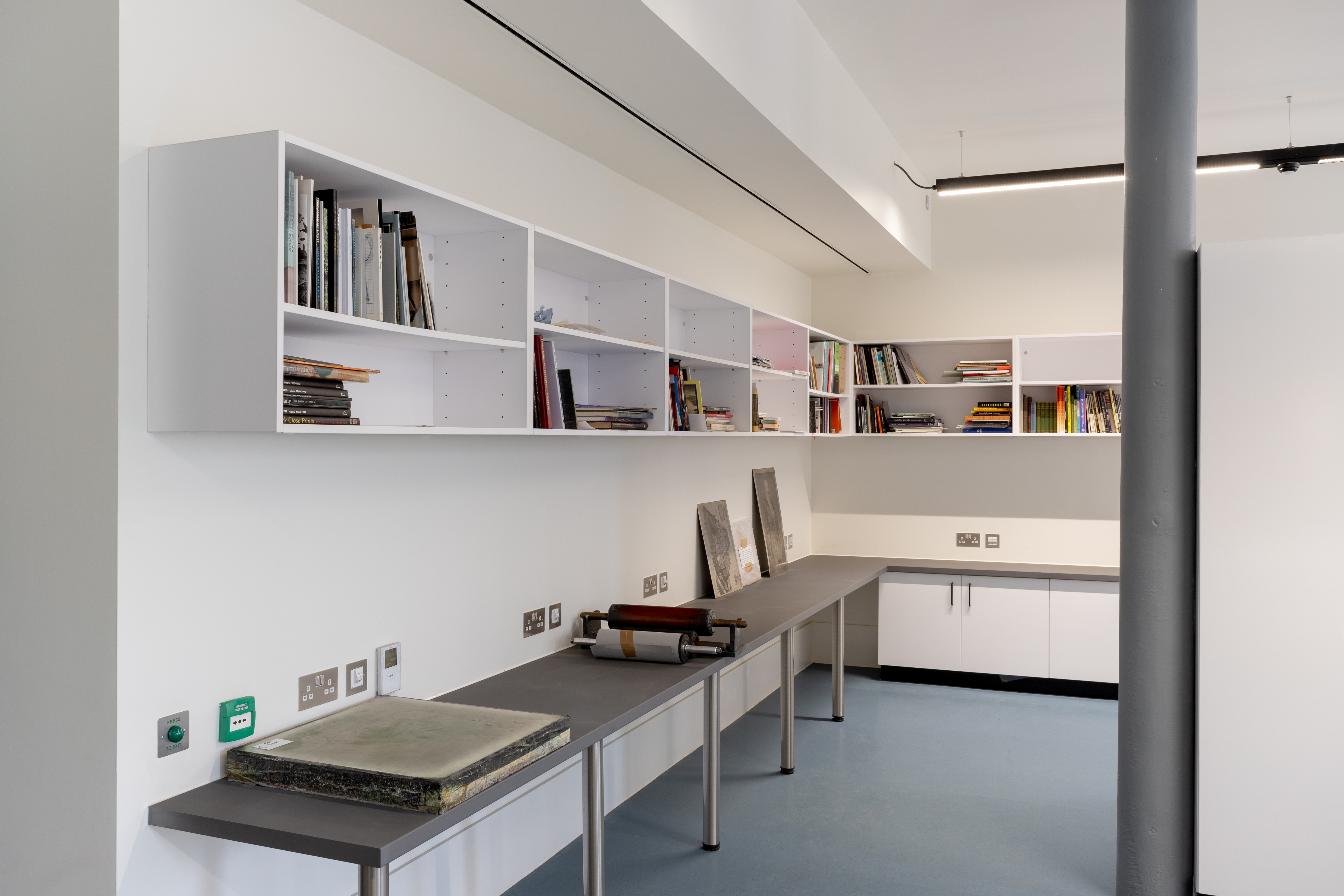 Minimalist meeting space at Edinburgh Printmakers, ideal for workshops and collaboration.