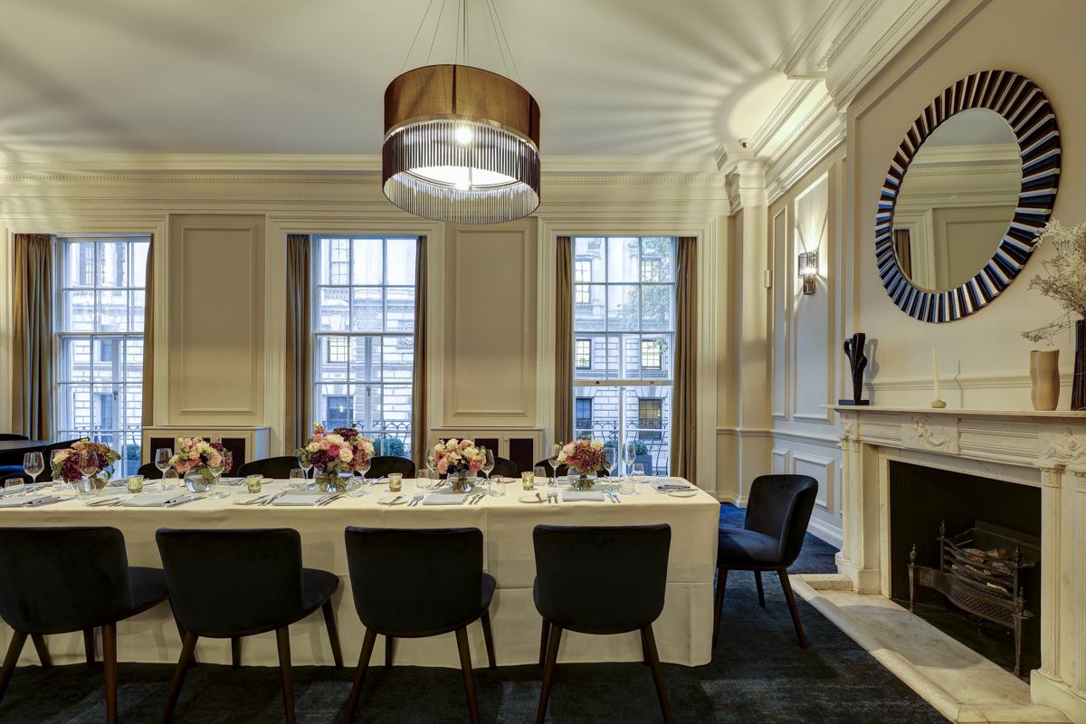 Private dining room, corporate event, bar, elegant decor