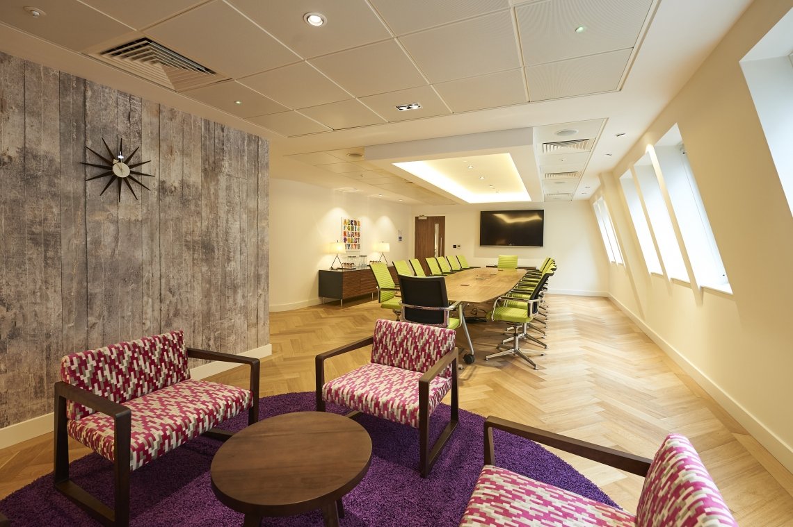 ​The City Suite - hphonea1dvb.jpg