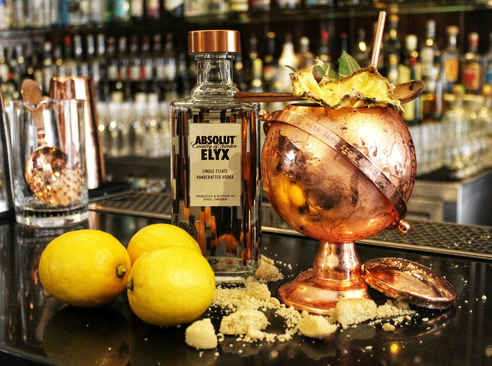 The Waldorf Hilton, London - >The Waldorf Hilton, London</a>