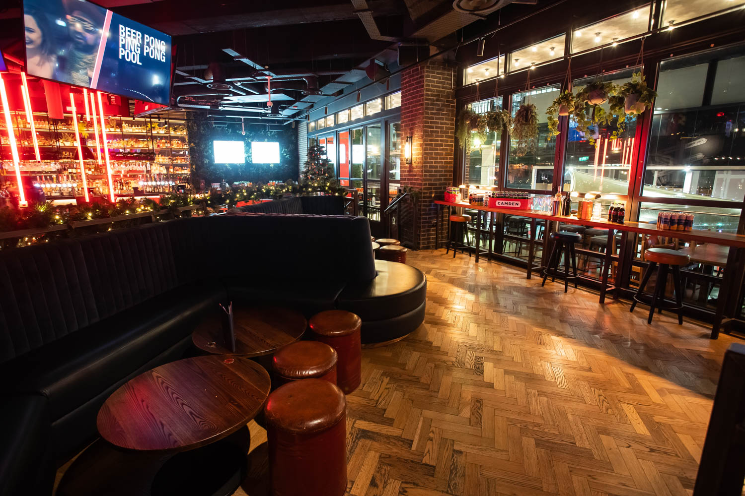 Players Lounge  - 5hua35d2yb4.jpg