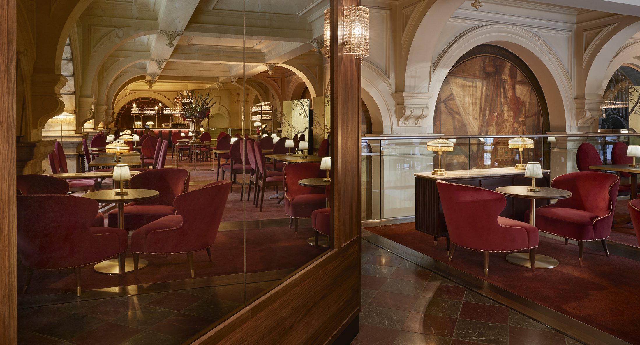 Engel Bar lounge with plush seating, ideal for networking events and corporate gatherings.