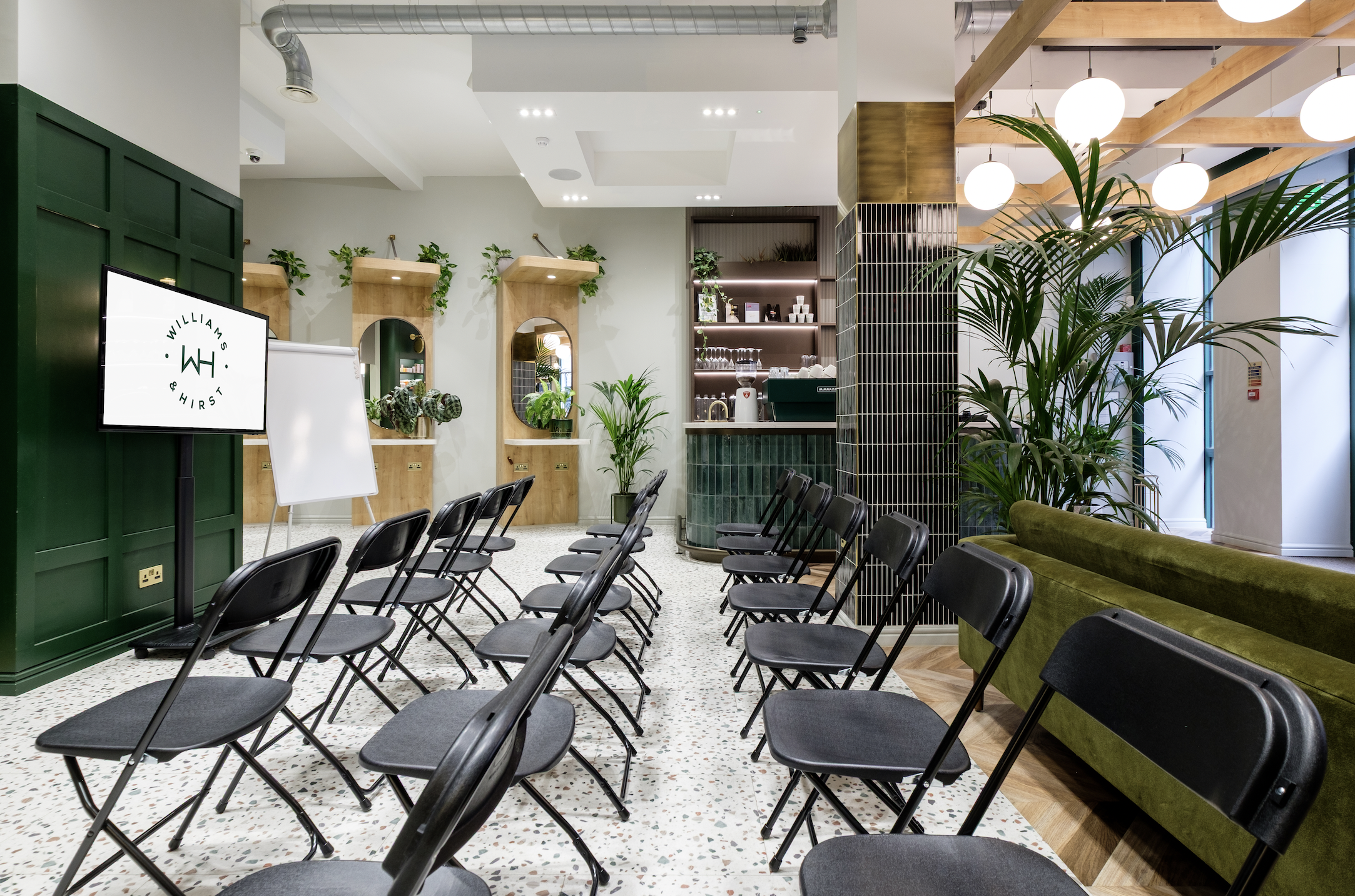 Beauty Event Space - 32fqiddebt5.png