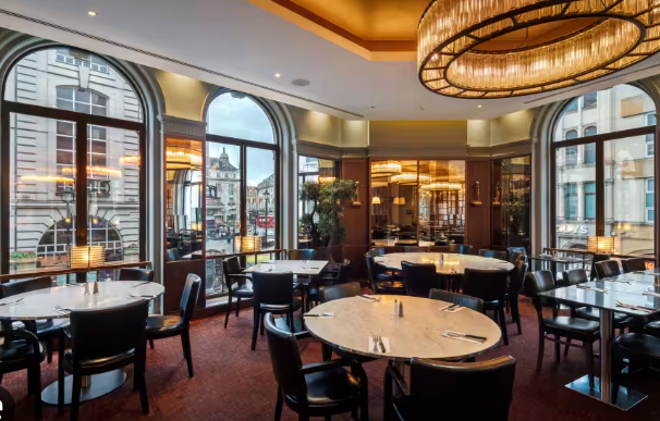 Elegant dining space for corporate meetings and private events in Angus Executive.