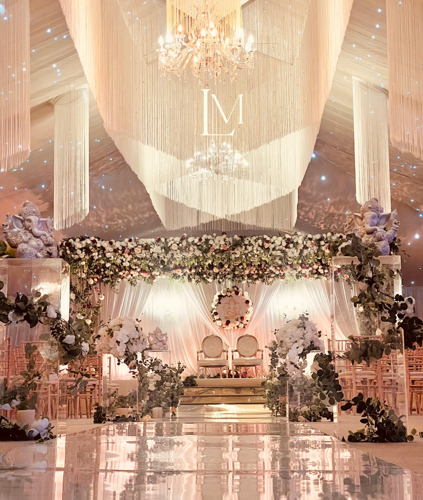 Foyer Marquee - v4vkwzkloo1.png