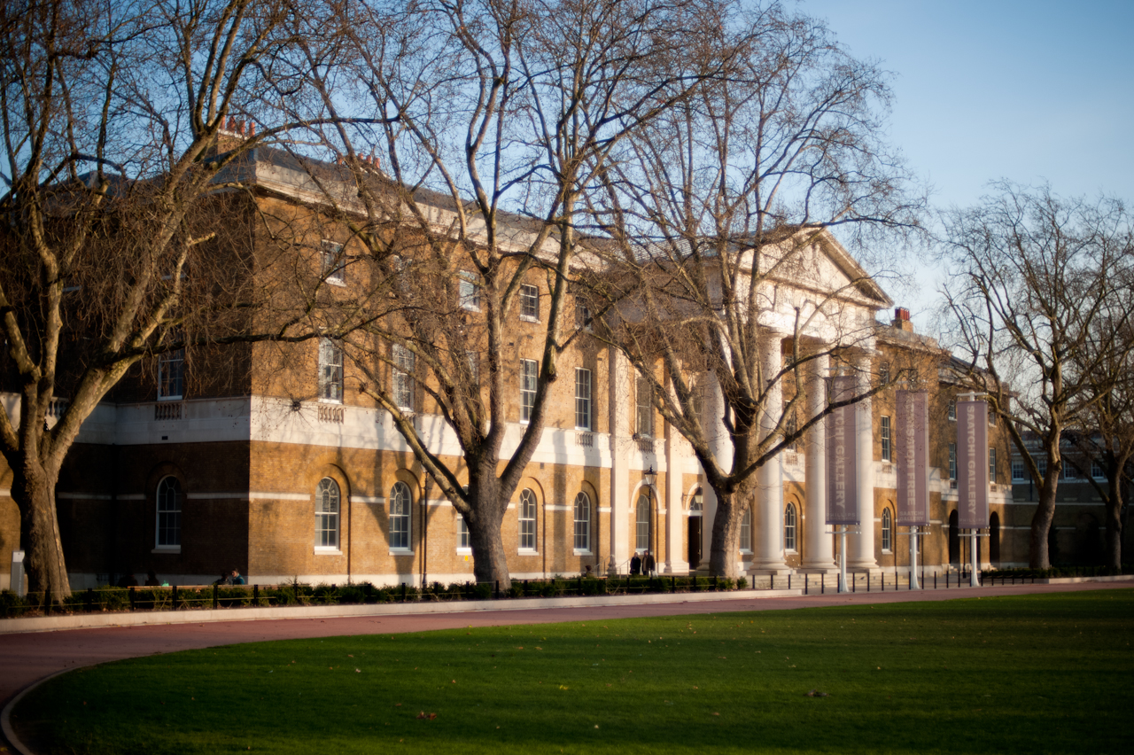 Elegant Saatchi Gallery venue with classic architecture for corporate events and weddings.