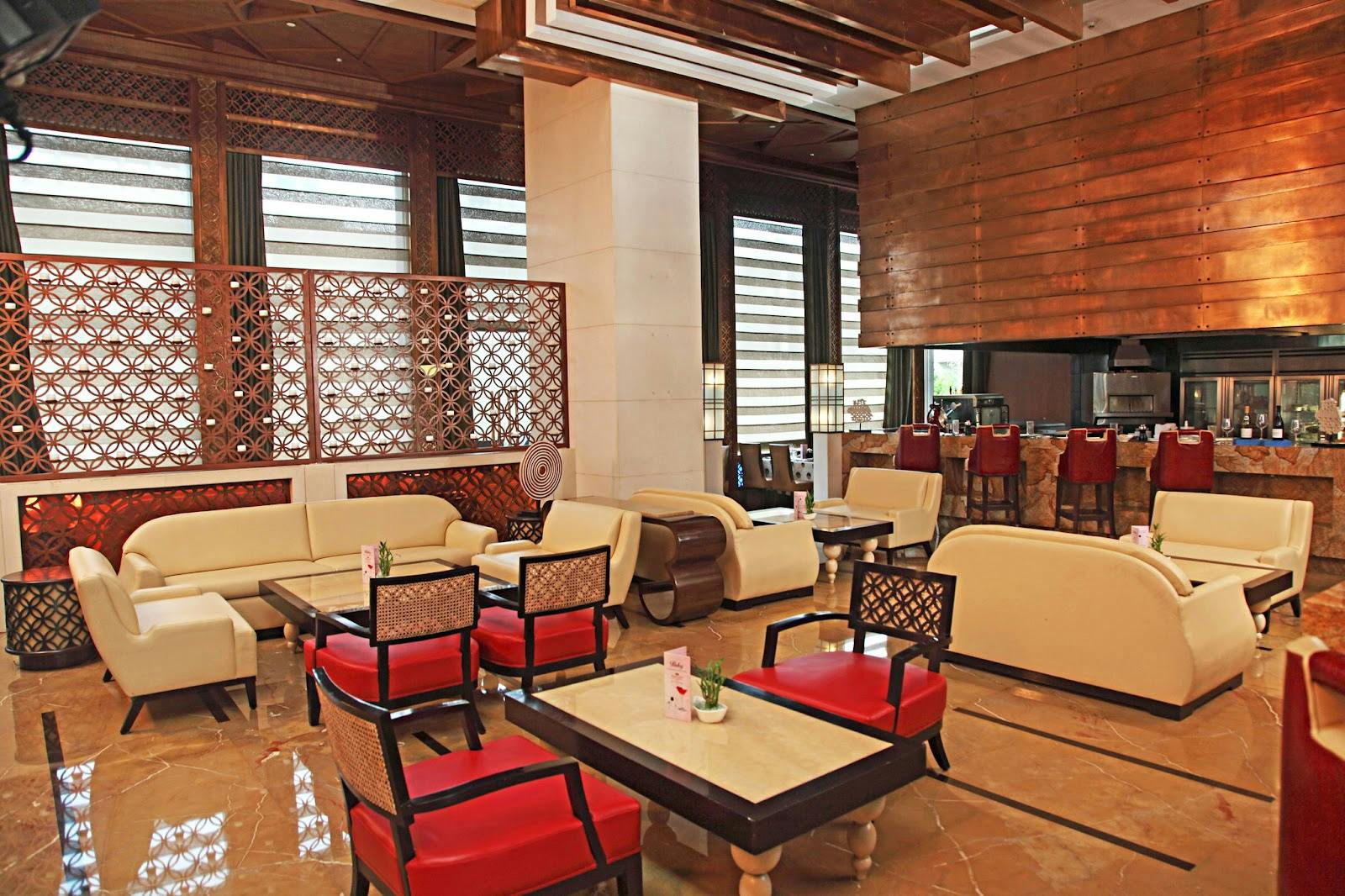 Stylish lounge in Crowne Plaza Resort Guam for networking events and meetings.