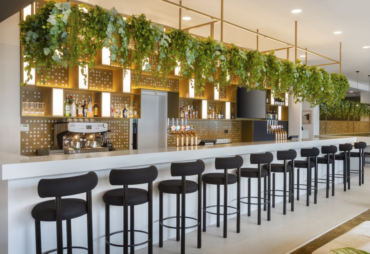 Modern bar at Leonardo Hotel Manchester Piccadilly, ideal for networking events and receptions.