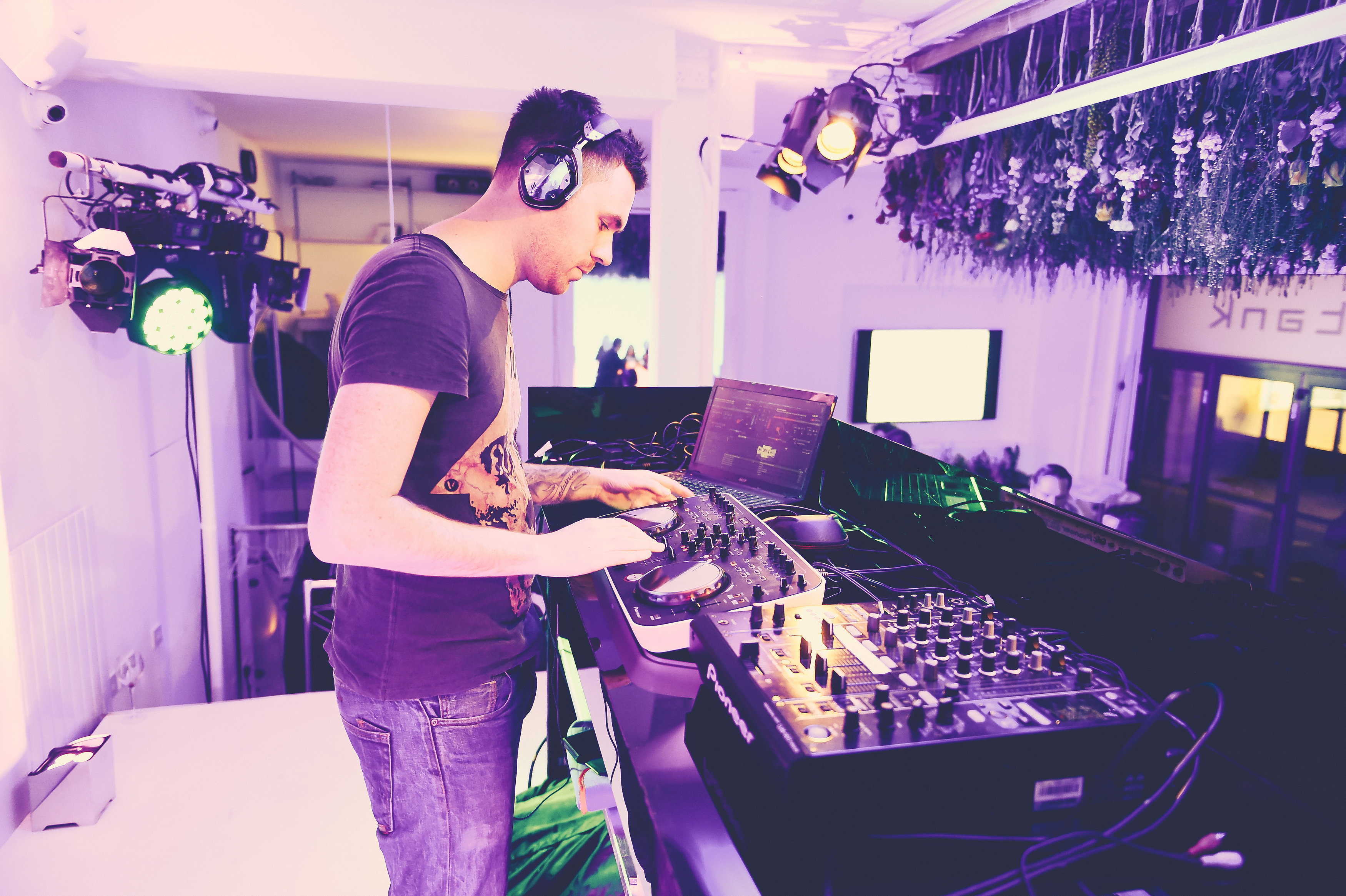 Drink Receptions - t5gl1uierbj.jpg