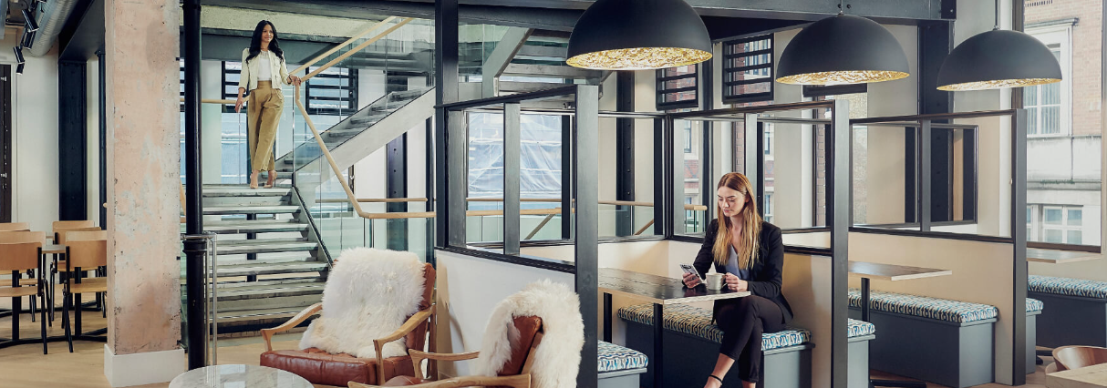 Modern meeting space with cozy booths for networking events at etc.venues Chancery Lane.