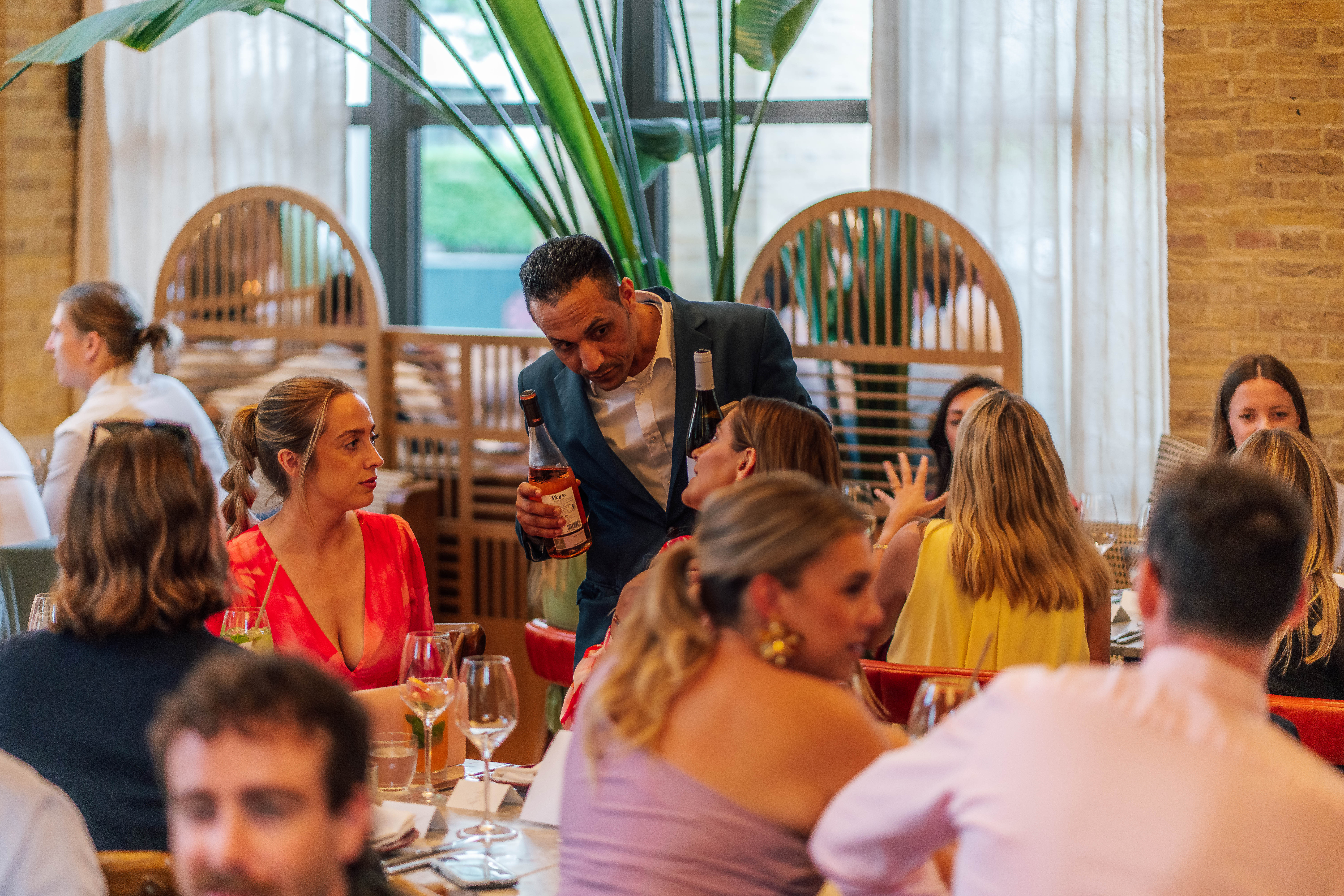 Restaurant - 36903a21-f481-4a3c-9db5-5e1be95dcc35.jpg