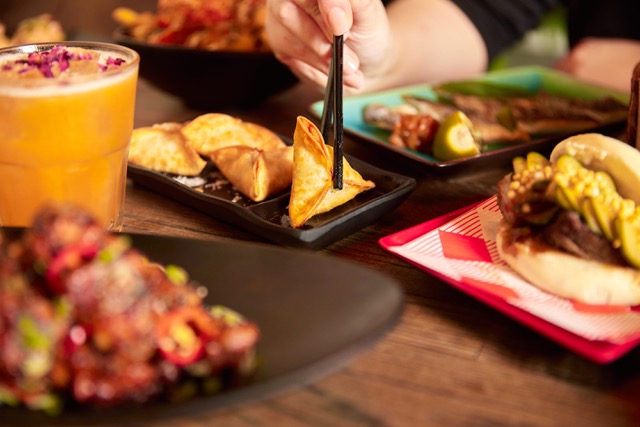 Restaurant & Bar - z4vr4r5bhwa.jpg