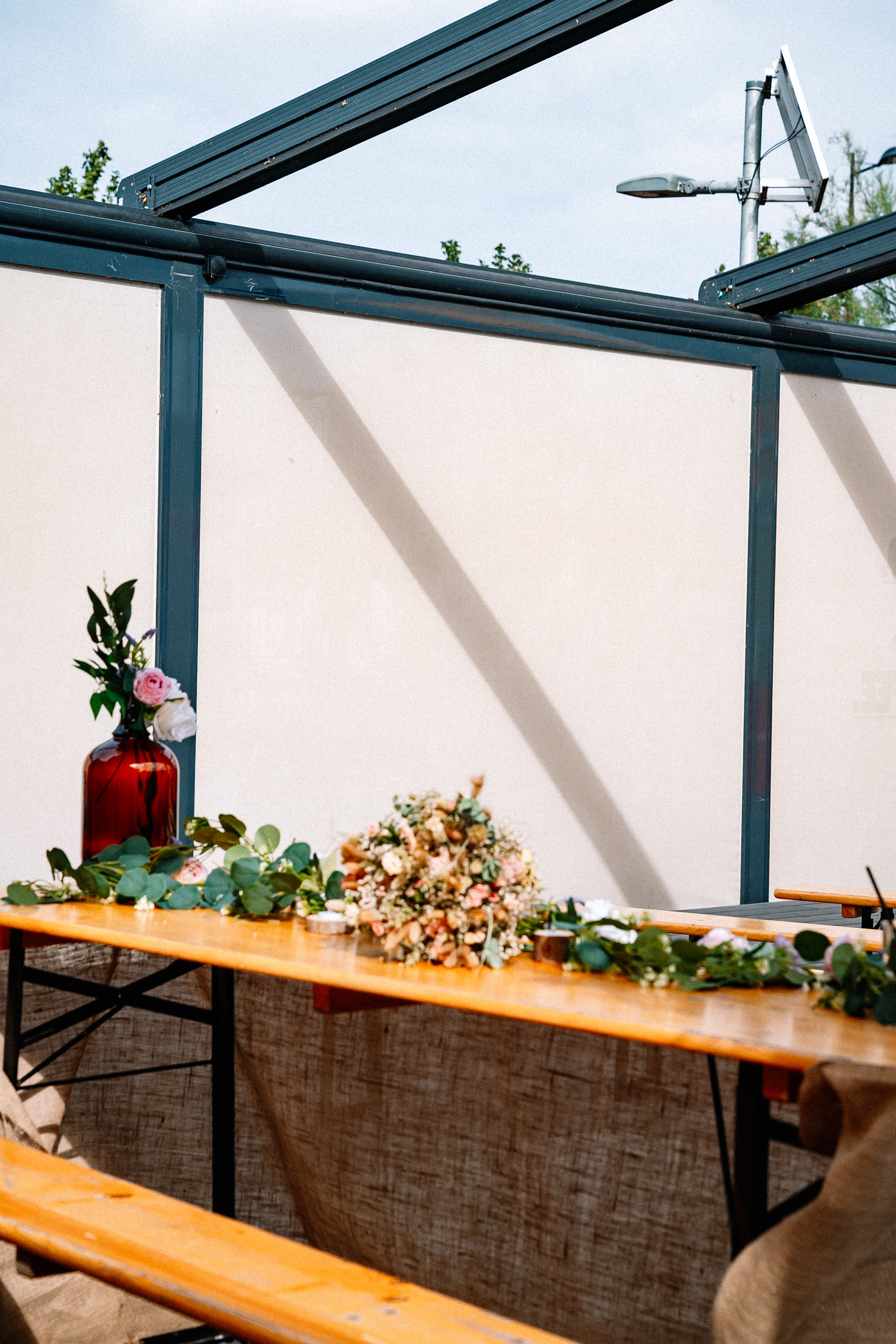 Front deck - cc9fe0eb-7e66-4ae4-9834-68fd52d958fe.jpg