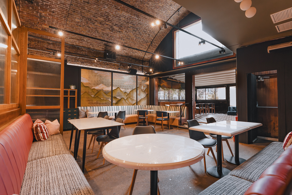 Vaulted Brick Venue London | Cocktail Reception