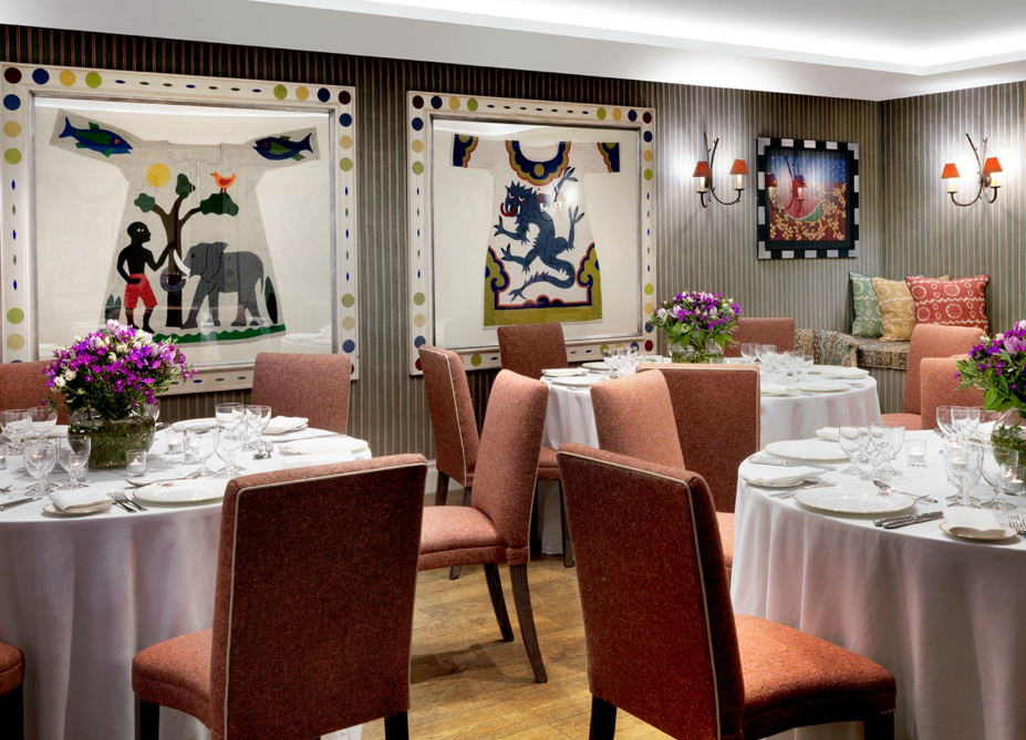 Elegant dining space in Vanessa Bell Room, ideal for corporate events and intimate gatherings.