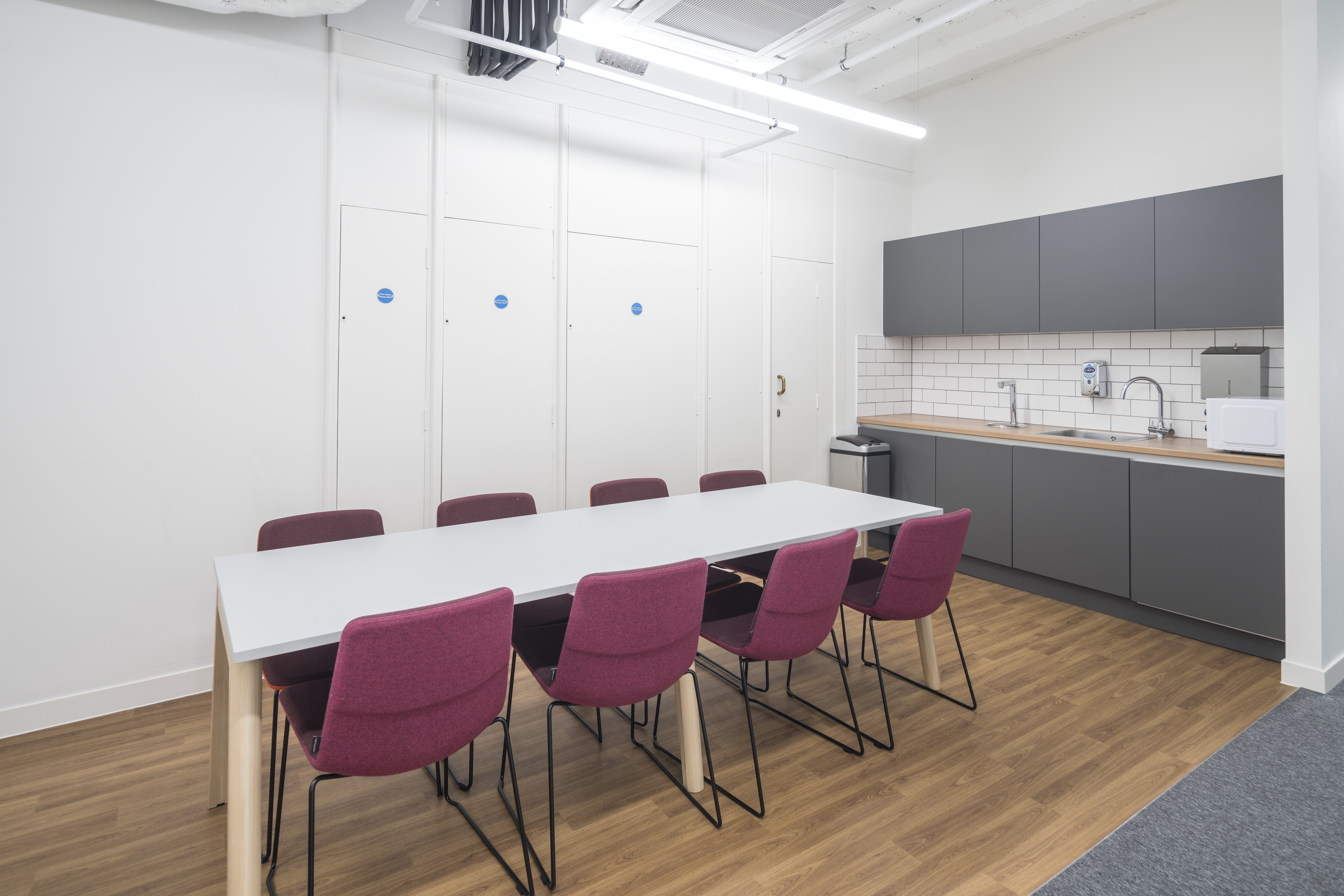 Dance Studio - fdywfvbbs4s.jpg