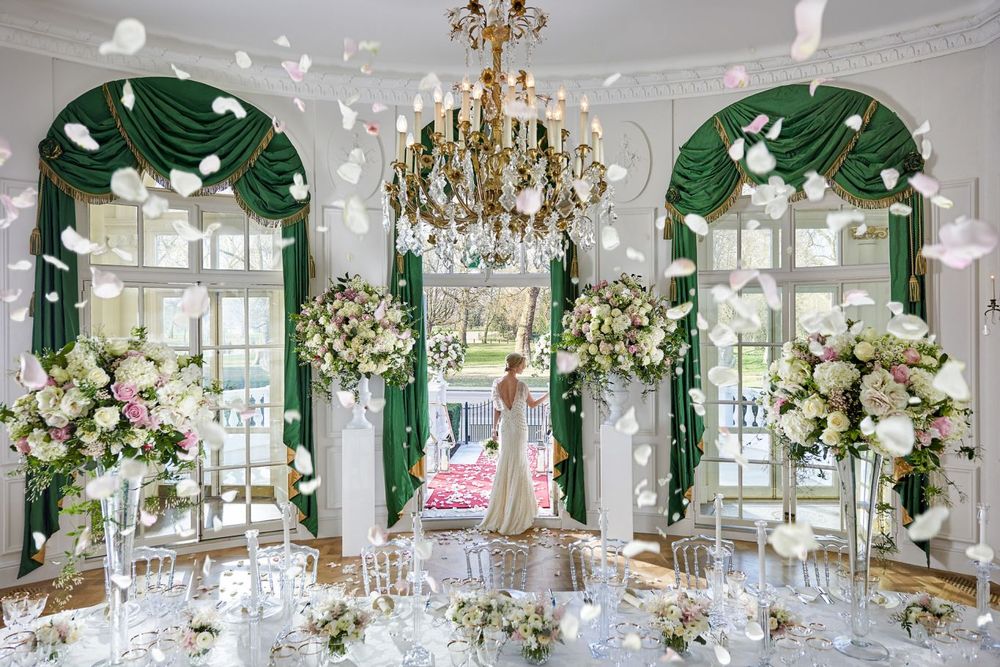 Ballroom - 4e60f536-02e4-45fe-b0d0-a2c36eb757b0.jpeg