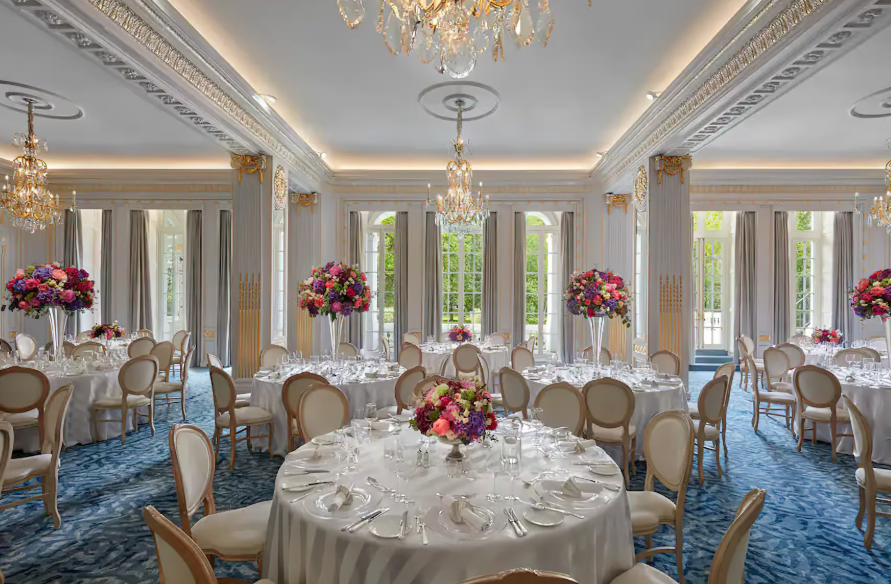 Elegant ballroom at Mandarin Oriental Hyde Park, London for upscale weddings and events.