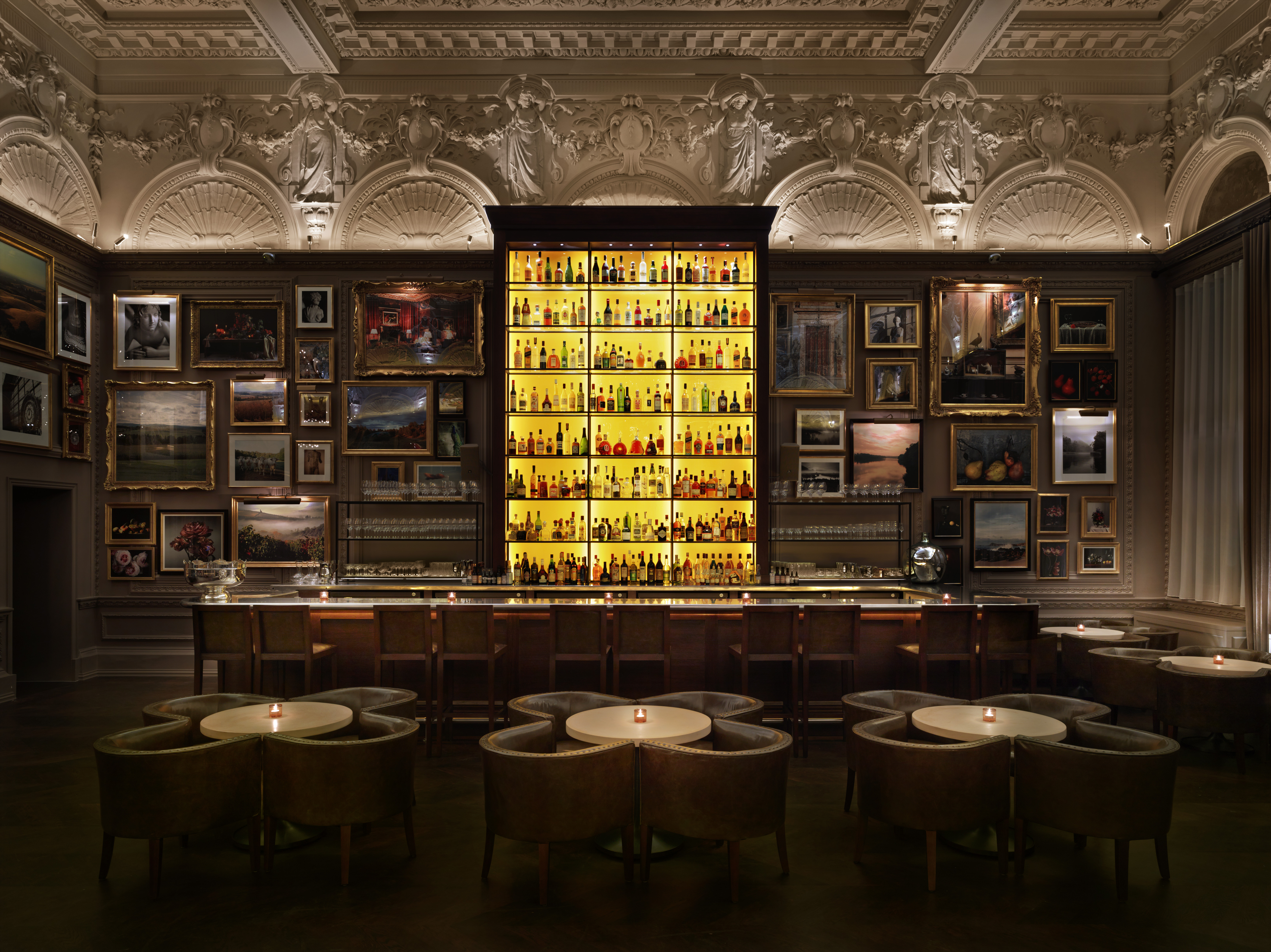 Elegant bar at Berners Tavern, ideal for networking events and cocktail receptions.