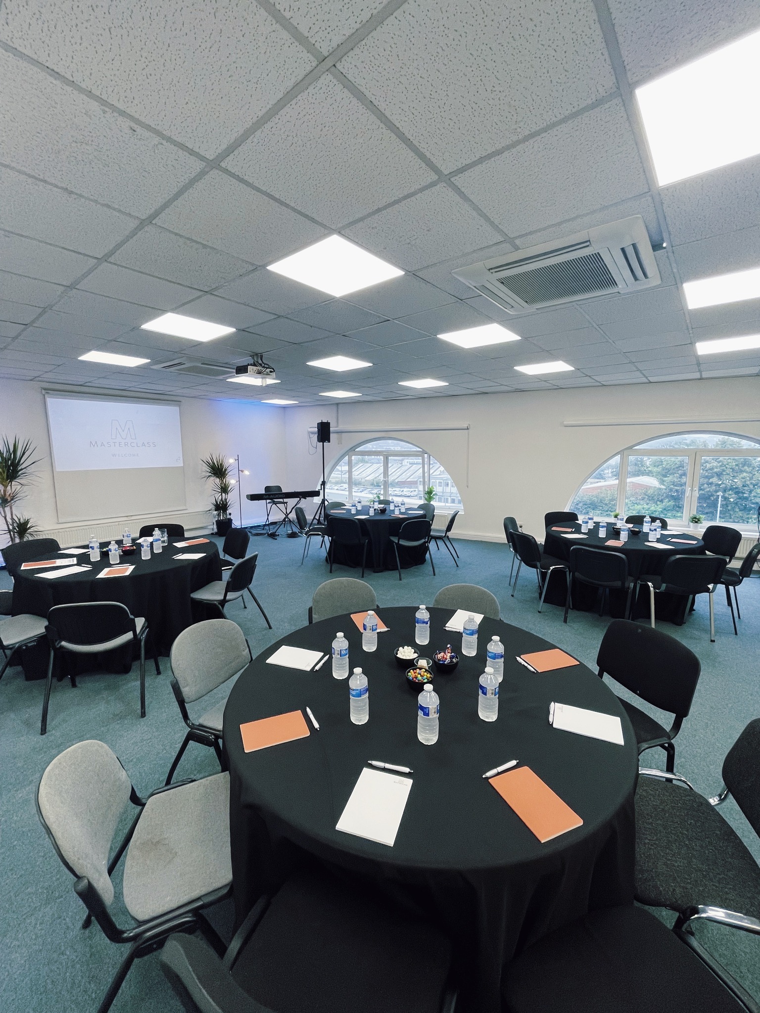 Wesley Suite - h4f3zka0nbb.jpg