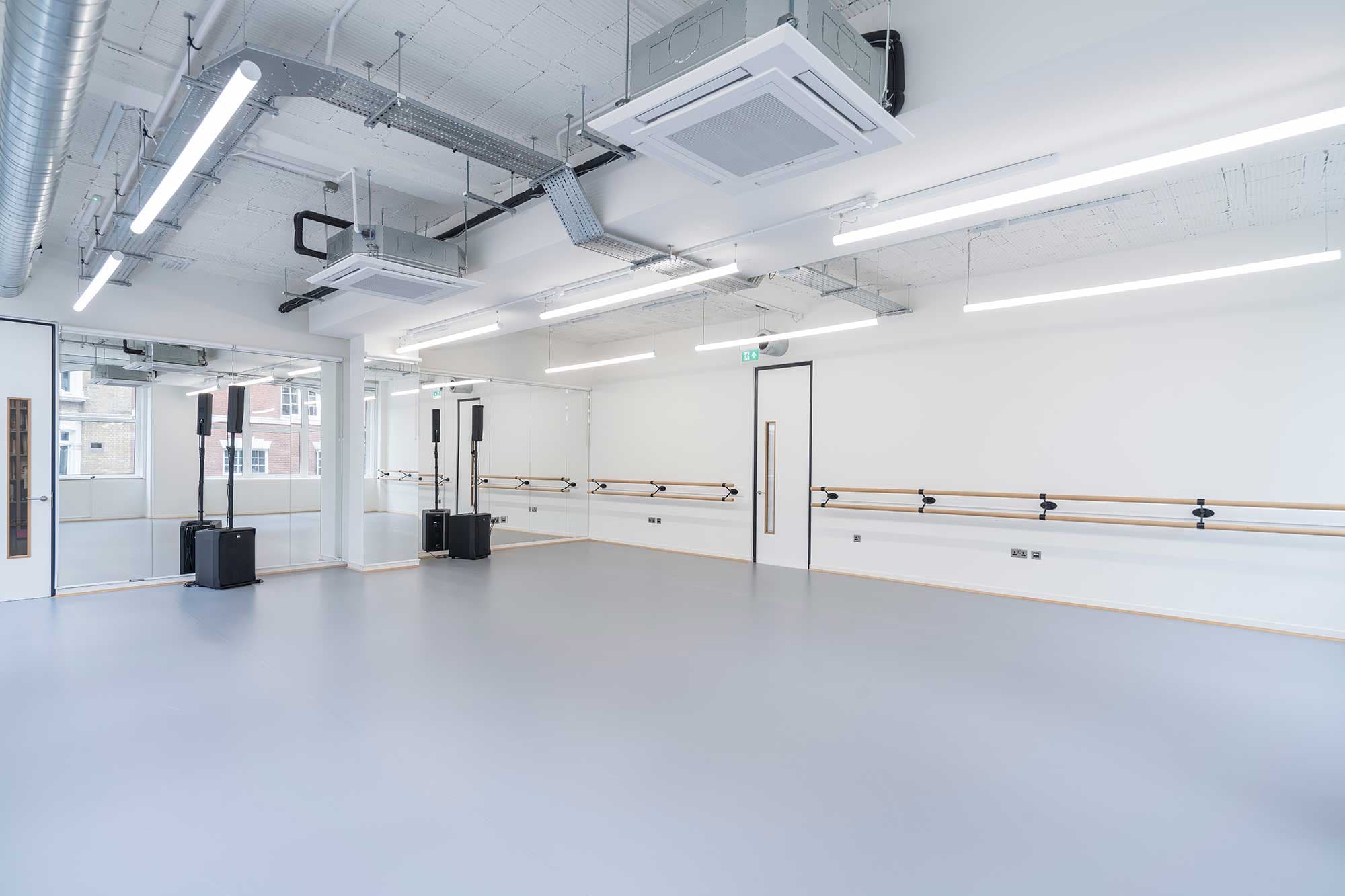 Dance Studio - p3arlbax2ju.jpg