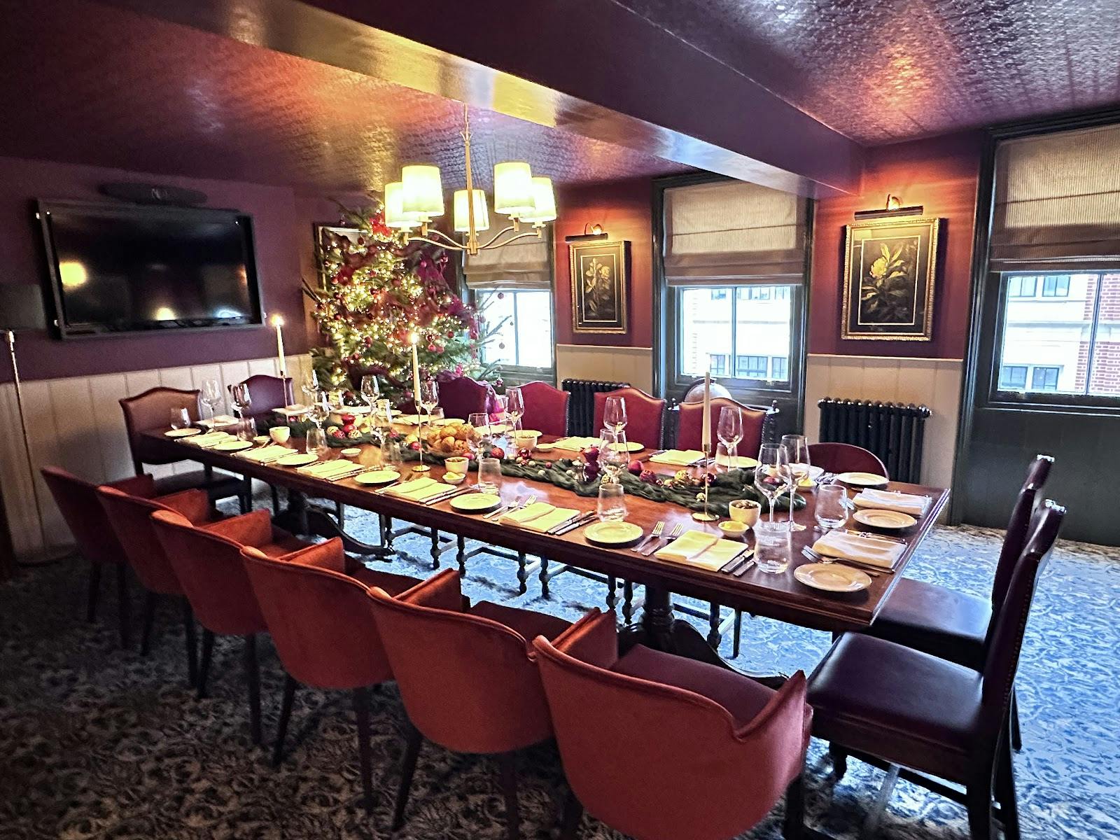 Elegant private dining room at The Punchbowl, perfect for corporate dinners and gatherings.