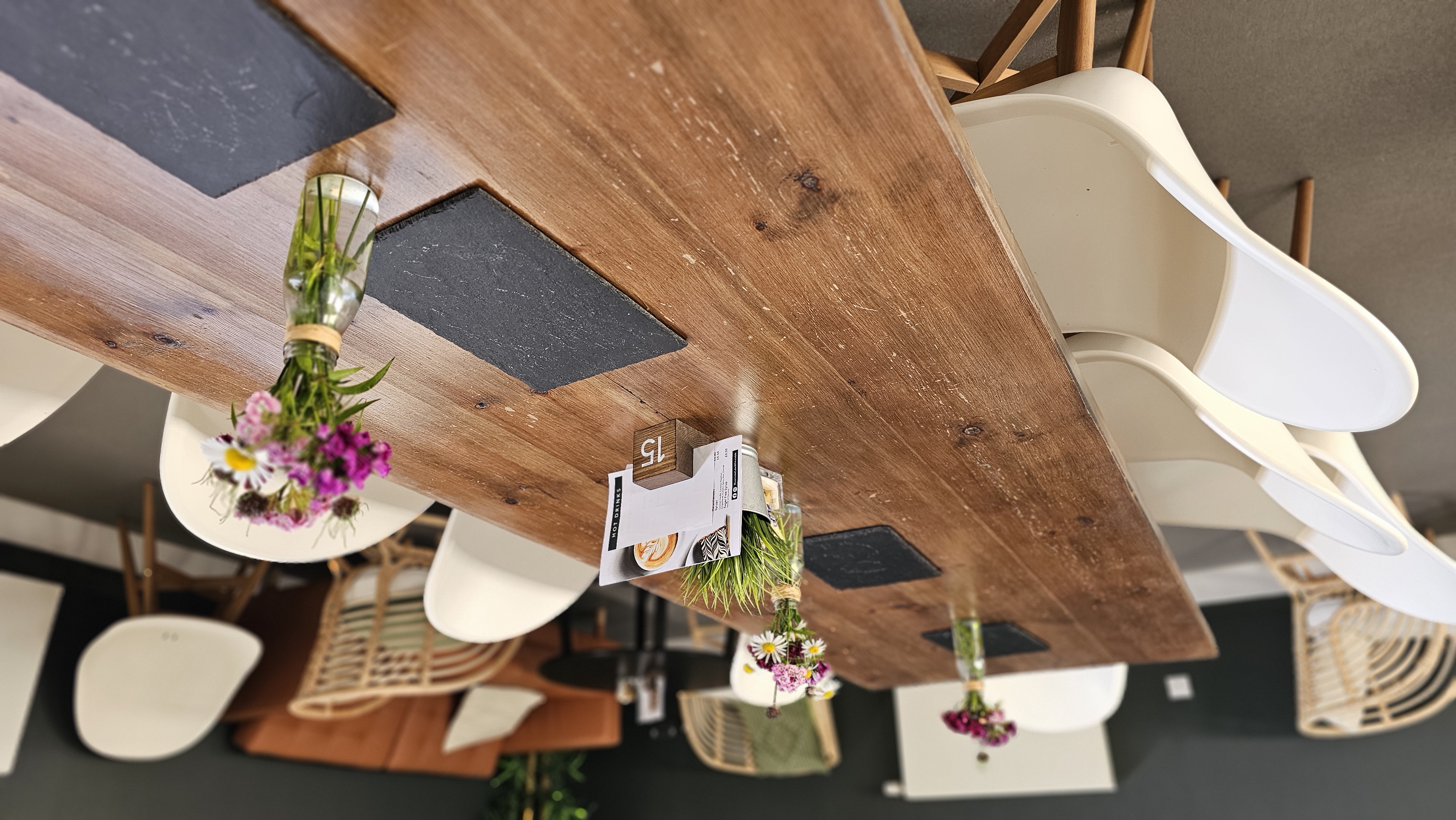 Lower Lounge - mod1sexnjn5.jpg