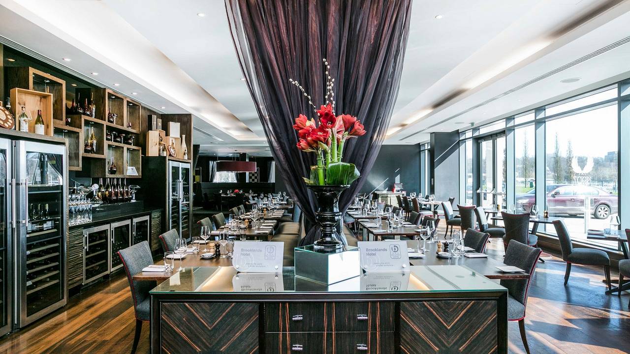 Elegant restaurant setting at Brooklands Hotel, perfect for corporate events and gatherings.