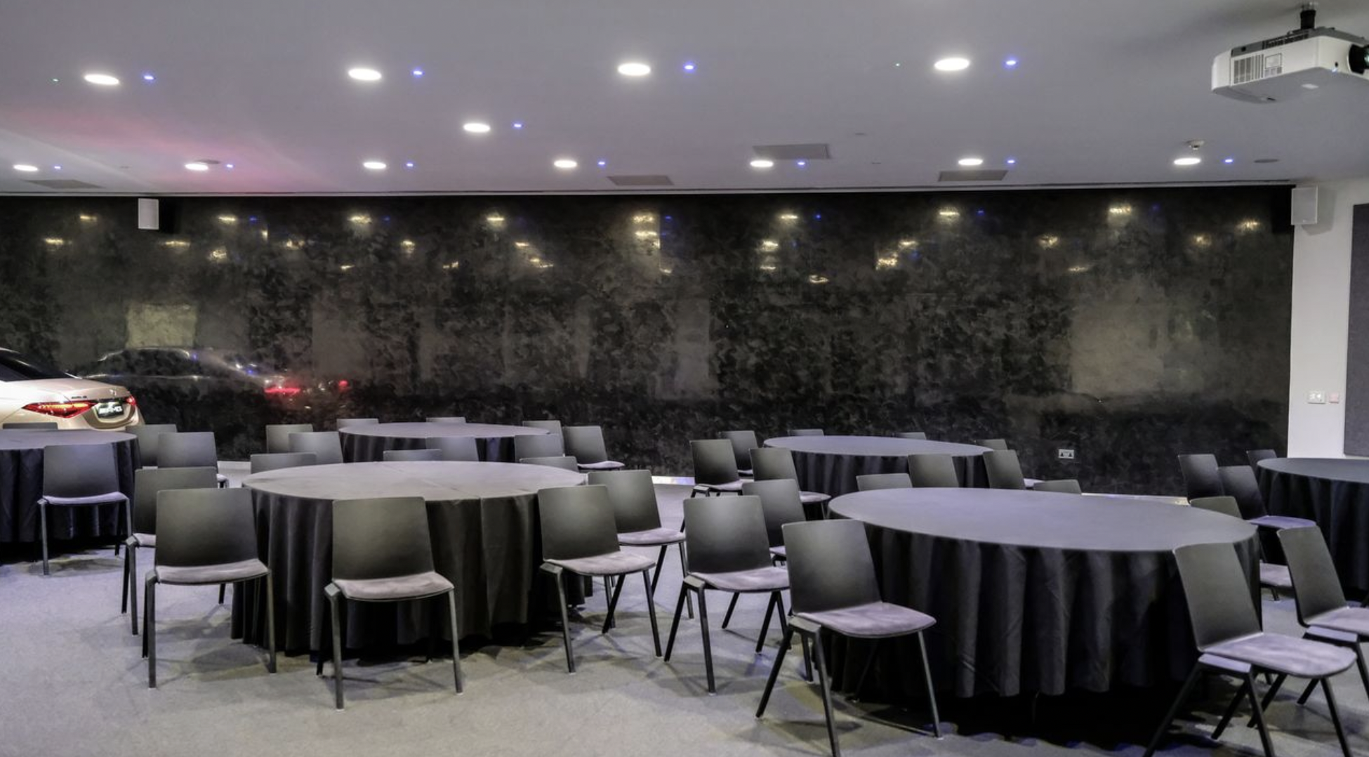 S-Class Suite - iu3pp2i1rzk.png