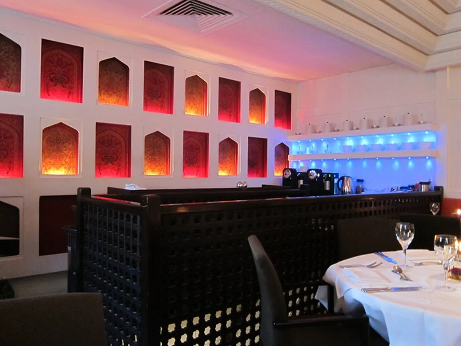 Reservation at SALLOOS restaurant ...