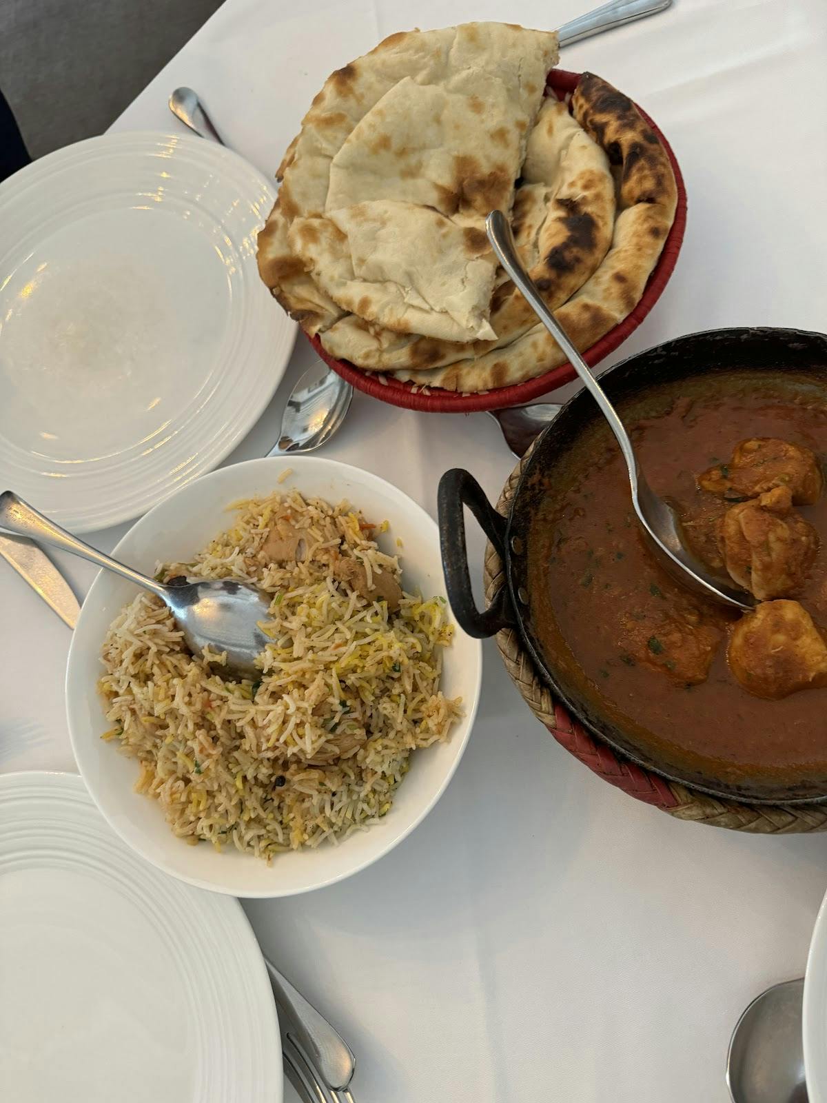 Salloos Restaurant - >Turki Al Neaimi</a>