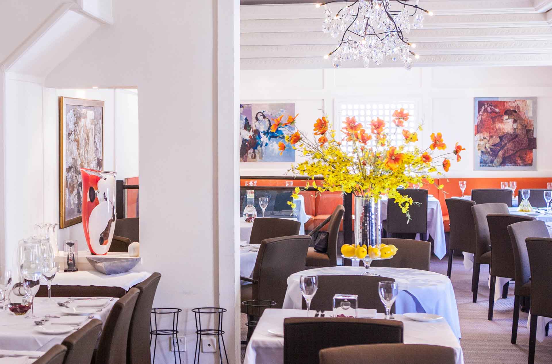 Elegant Salloos Bar Reception ideal for intimate gatherings and corporate events.