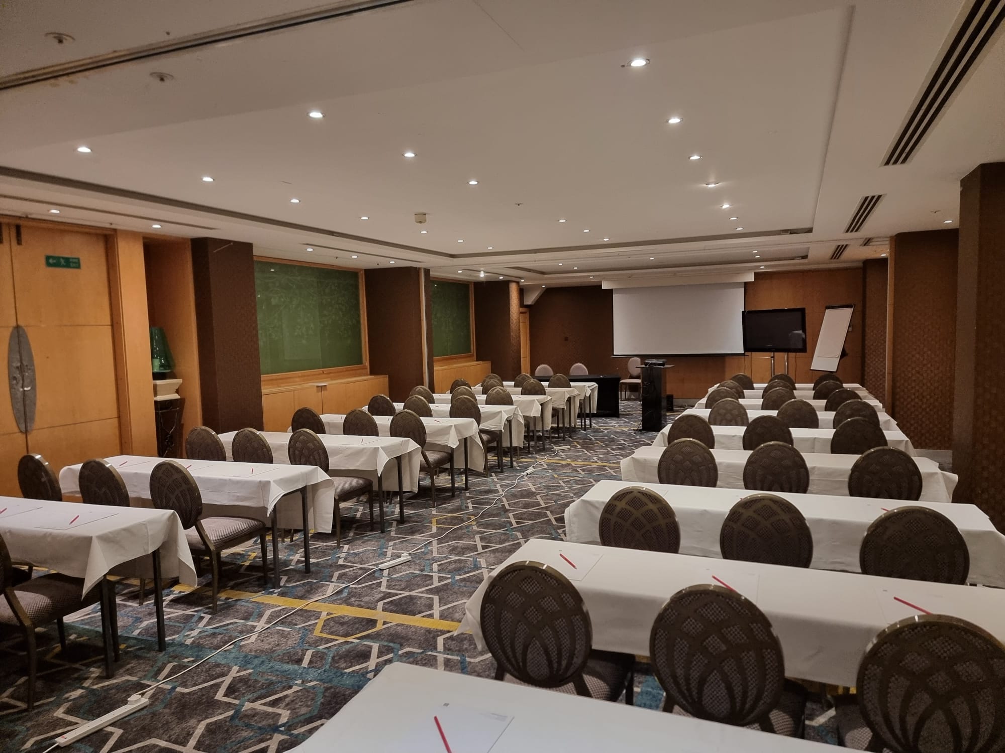 Chambers - 7c5d32ae-7211-4e64-868f-9b1483a1920e.jpg