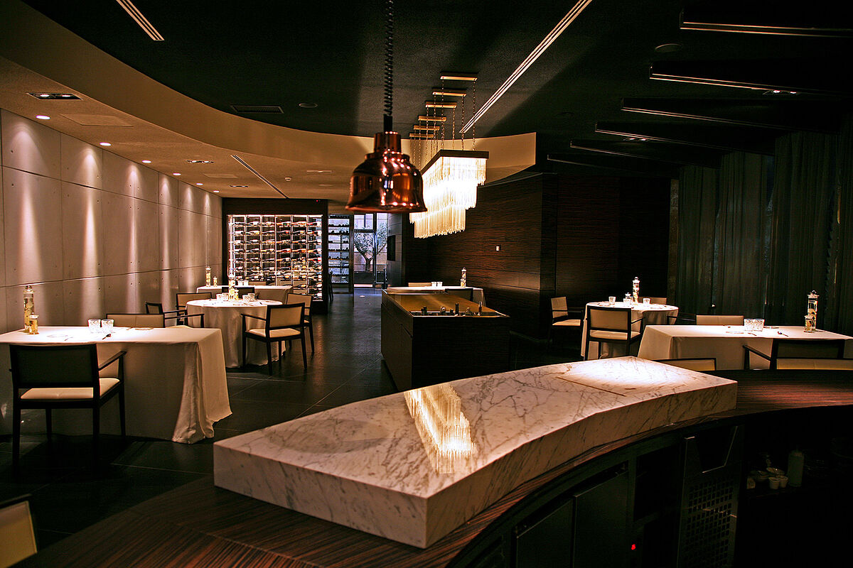 Hotel Urban - image 9