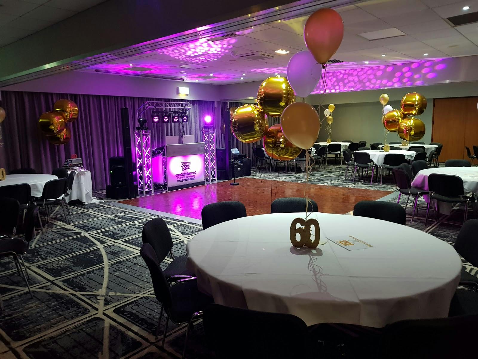 Novotel Manchester West - >Dave Jones</a>