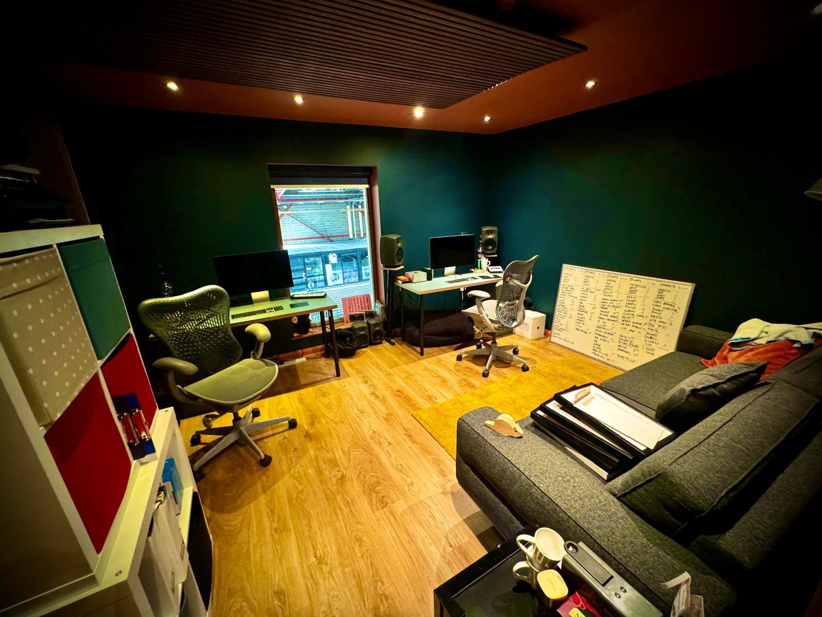 80 HERTZ Studios (@80hertz) / X