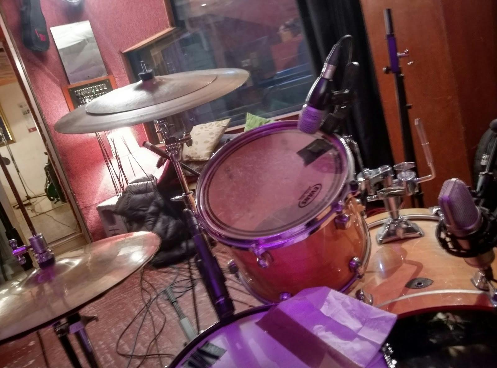 HQ Recording Studios - >Dan Fern</a>