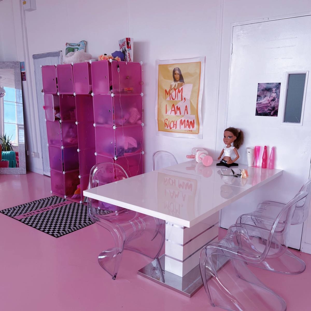 Colorful Indigo Dreams Studio with whimsical decor for creative events and gatherings.