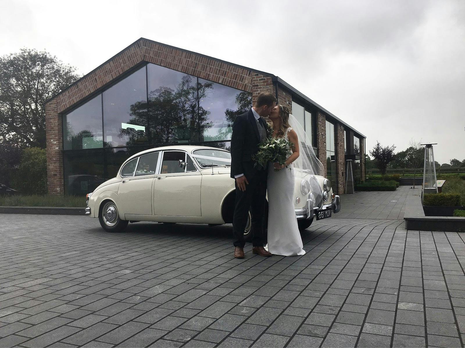 Charming wedding setup with a vintage car at The Colony Meeting Rooms, ideal for luxury events.
