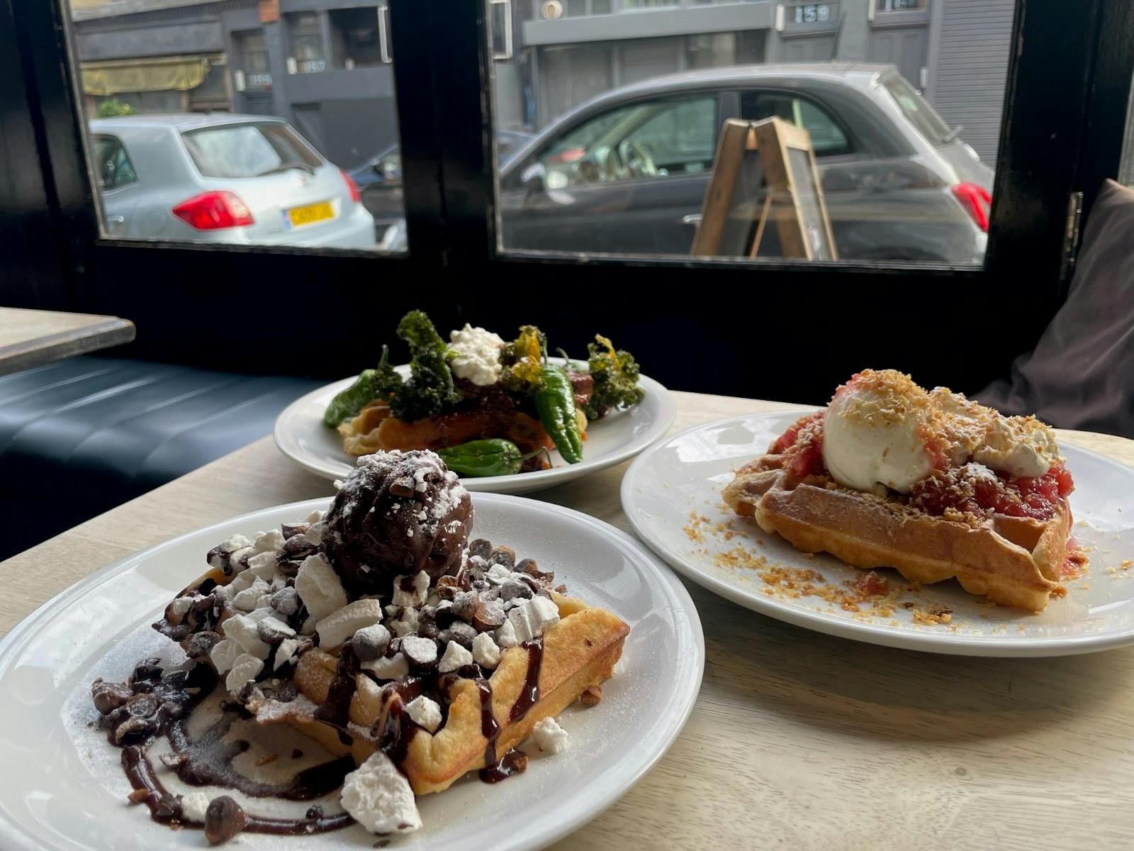 The Gallery - >The Gallery</a>