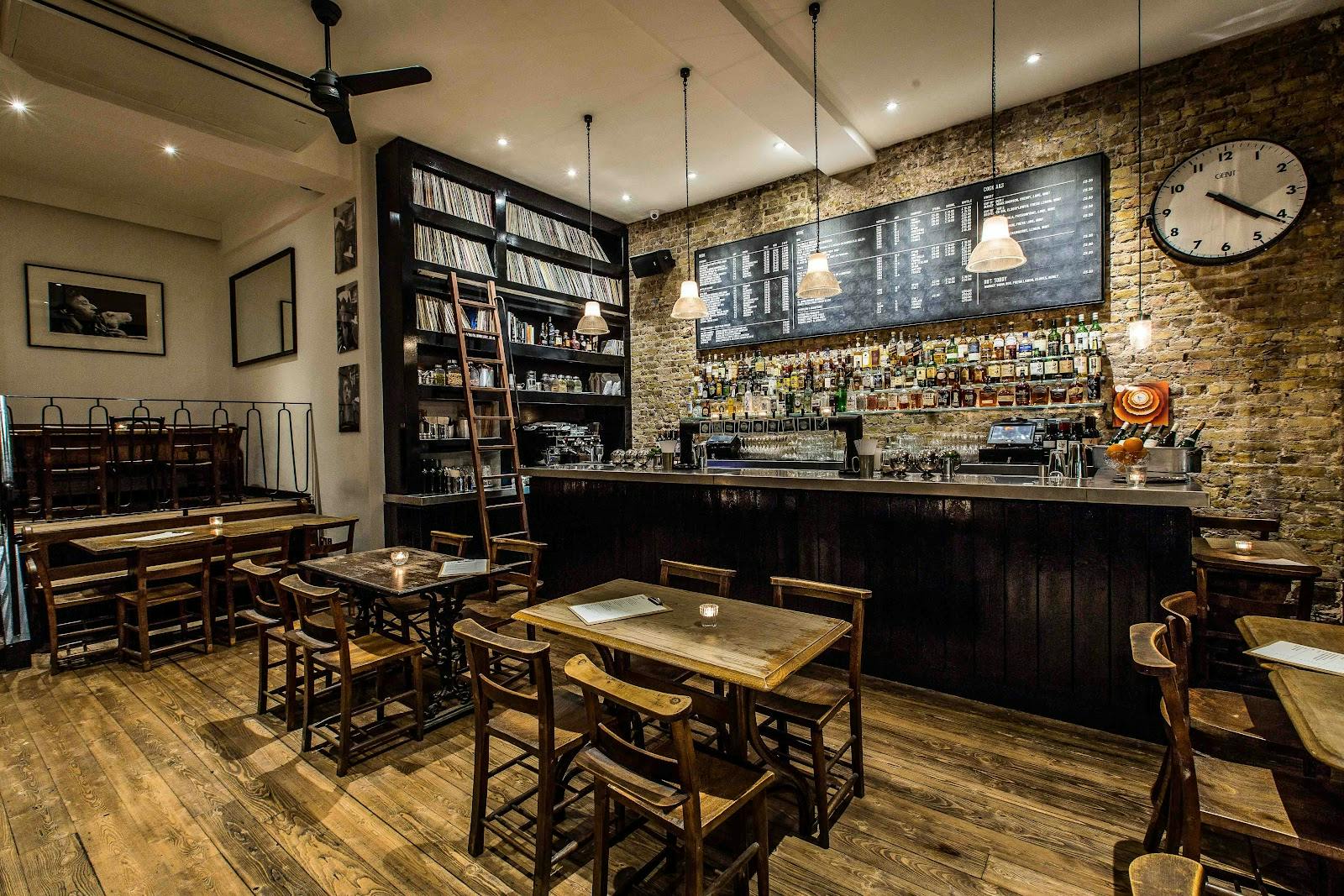 The Gallery - >The Gallery</a>