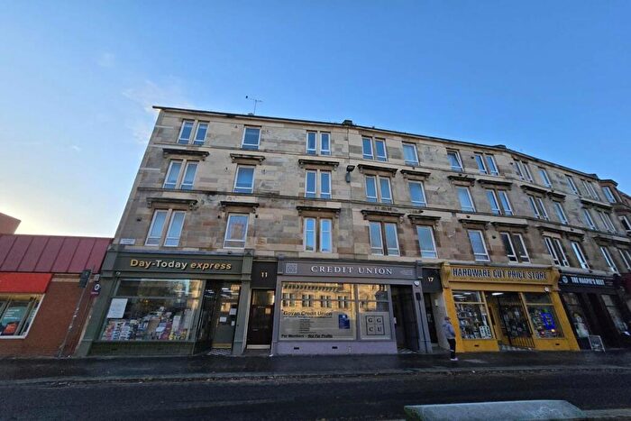 Vibrant street scene in G51 2XD, ideal for casual meet-ups and workshops.