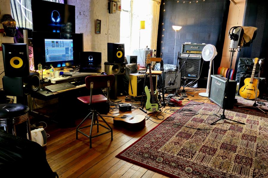 Redbridge Podcast Studio - Event Venue ...