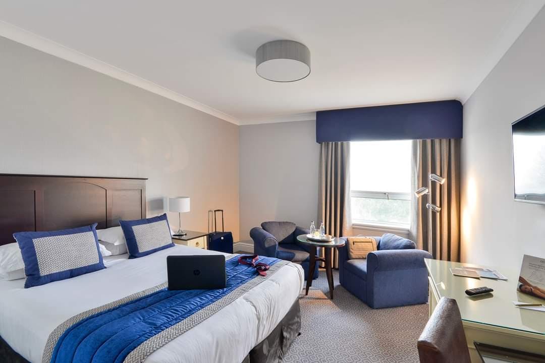 Norton Grange Hotel - >Top Boy</a>