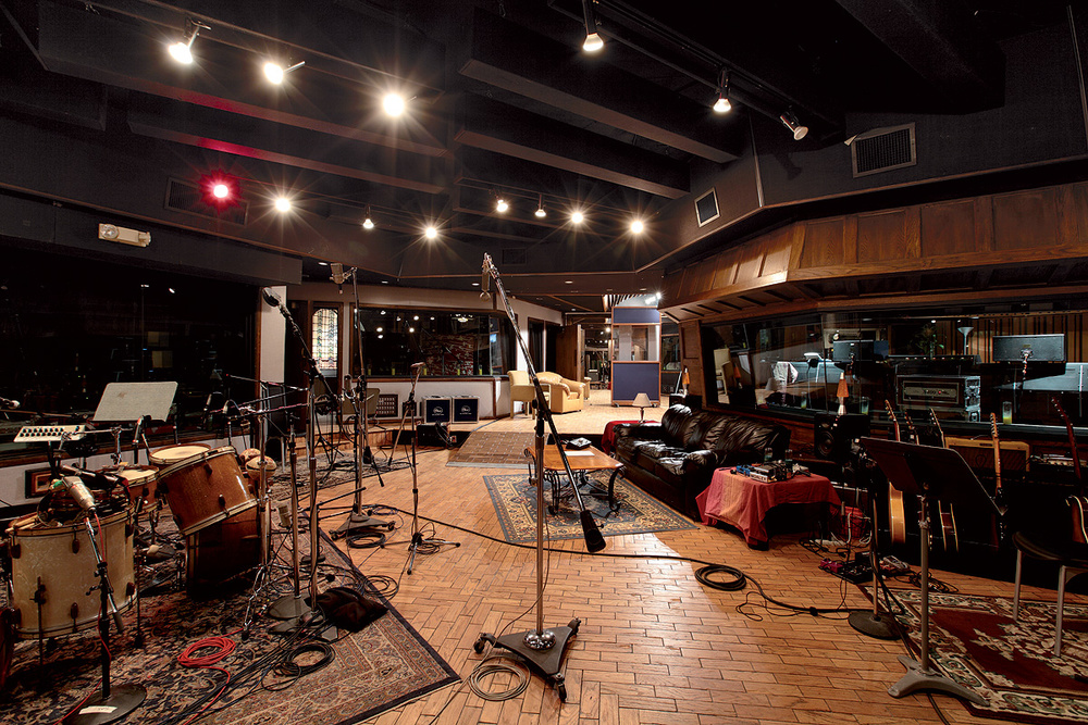 Main Studio at Red Gate Recorders: spacious recording studio for music production events.