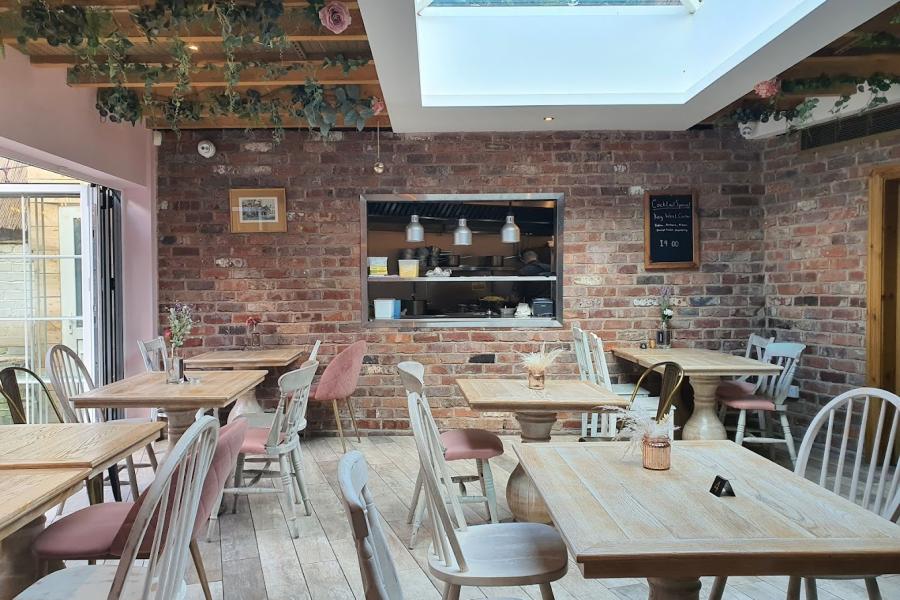 The Delph - Restaurant and Bar ...