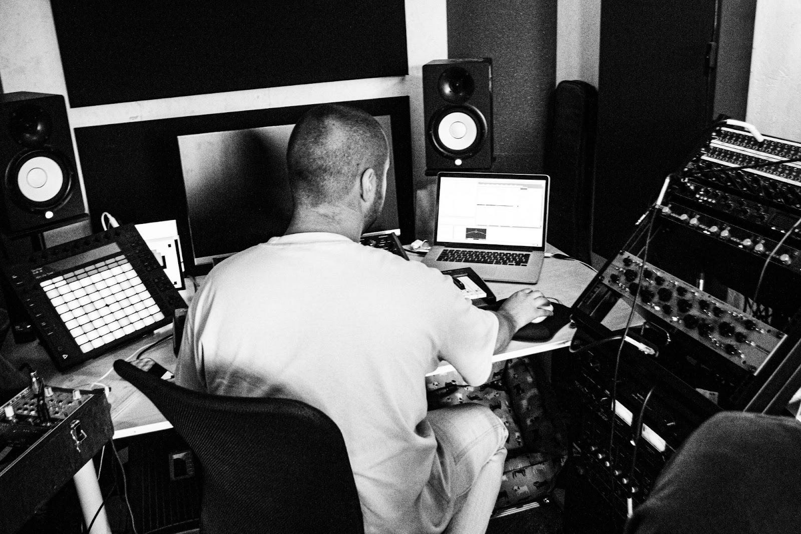 Portal Studios - >Portal Studios</a>